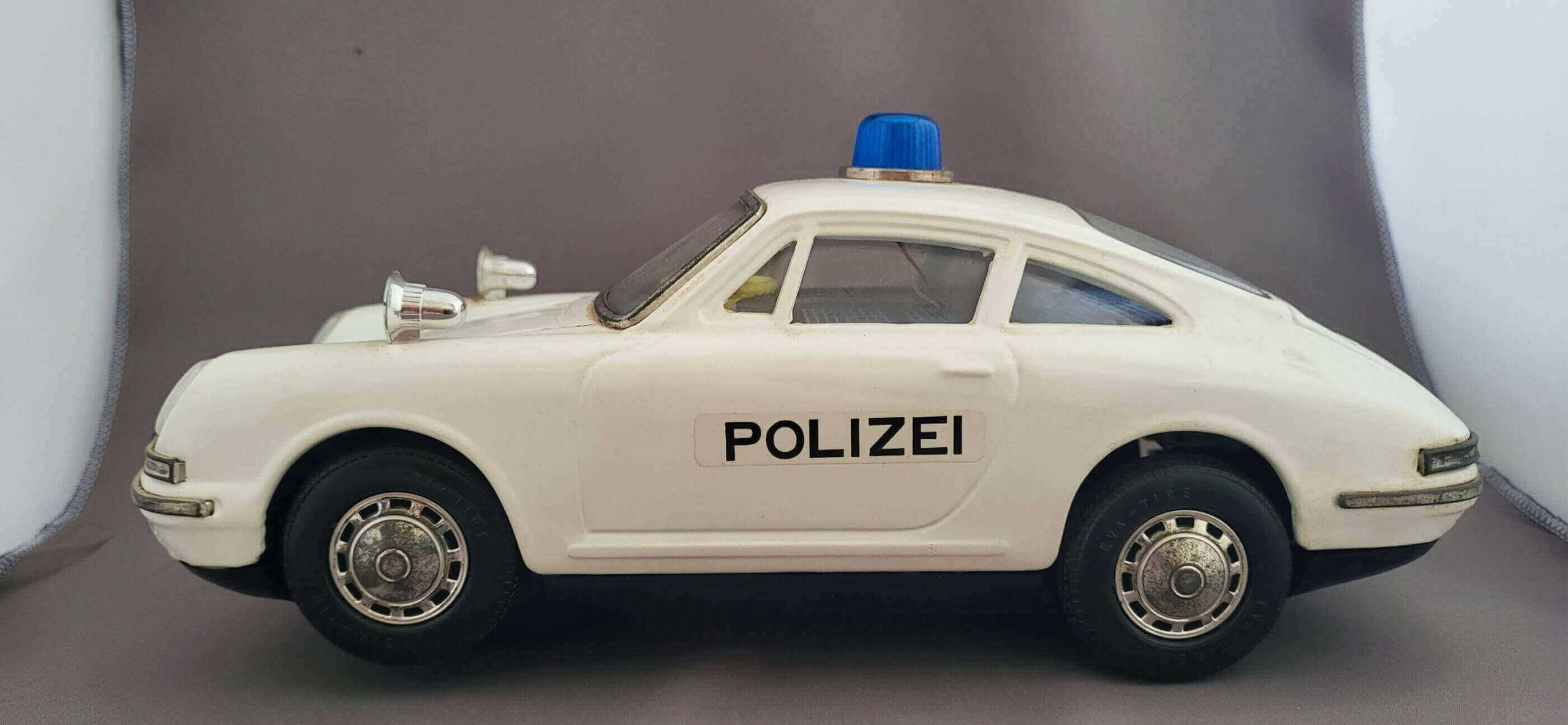 AOSHIN German Policecar Porsche 912 Coupe Polizei
