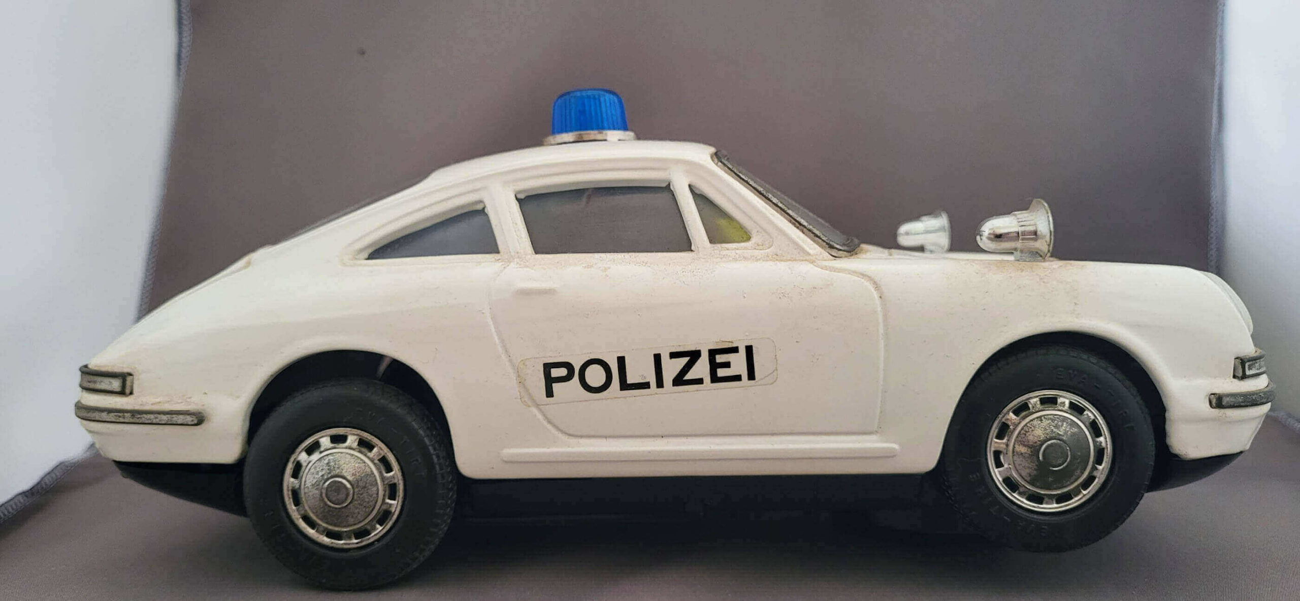 AOSHIN German Policecar Porsche 912 Coupe Polizei