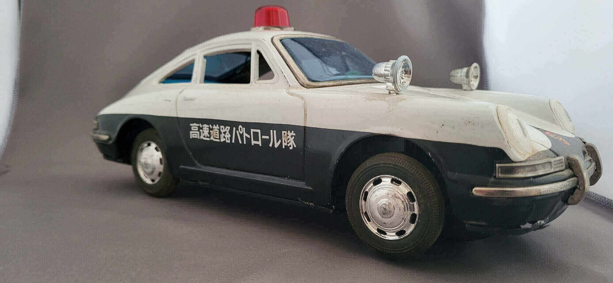 AOSHIN Japanese Policecar Porsche 912 Coupe