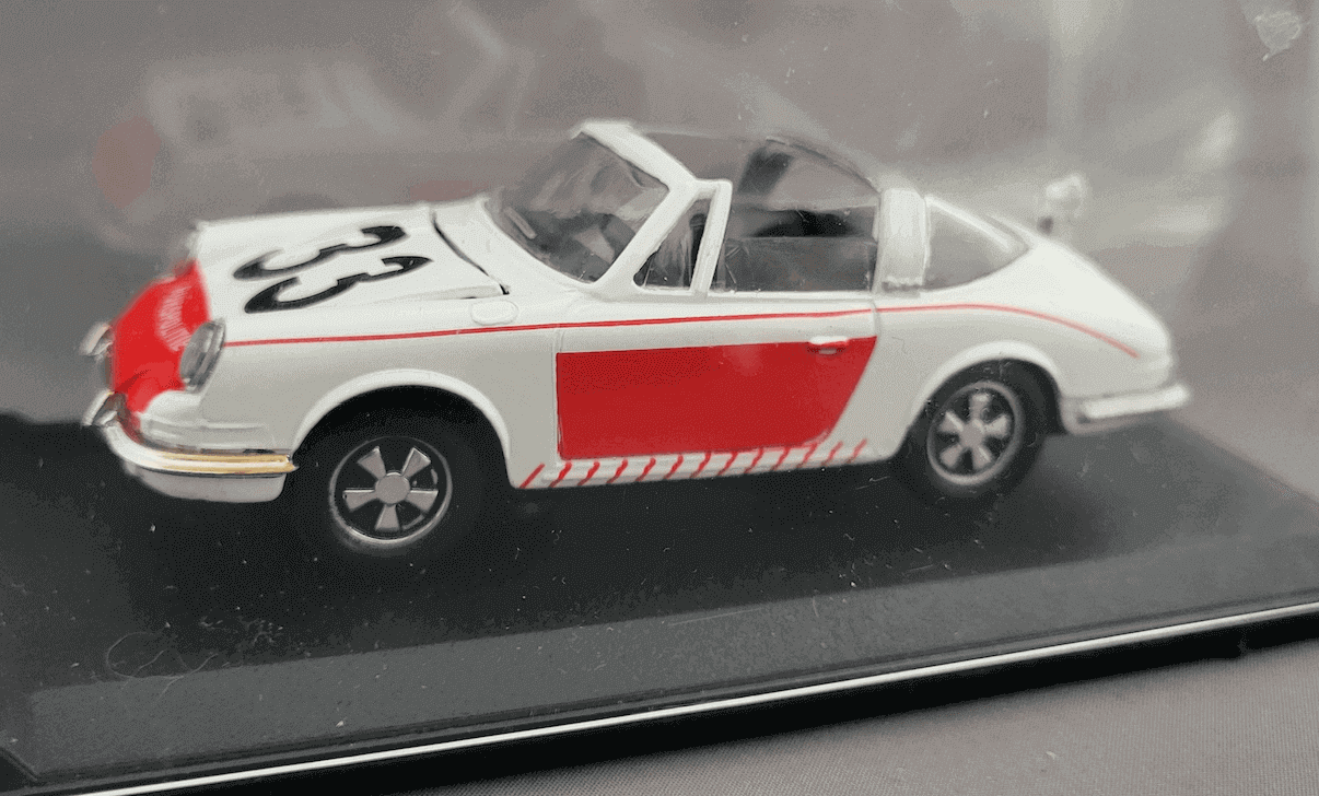 Modelcar Eligor Porsche 911 targa Rijkspolitie no 33 left side