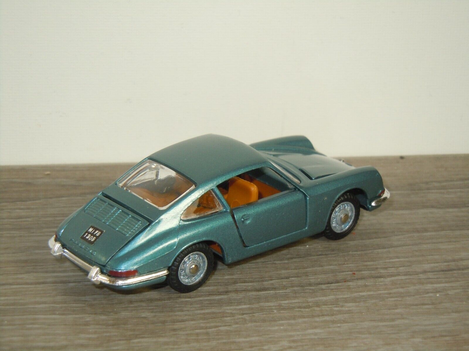 Modelcars MEBETOYS Porsche 912 Coupe A-12 GreenBlue rear right