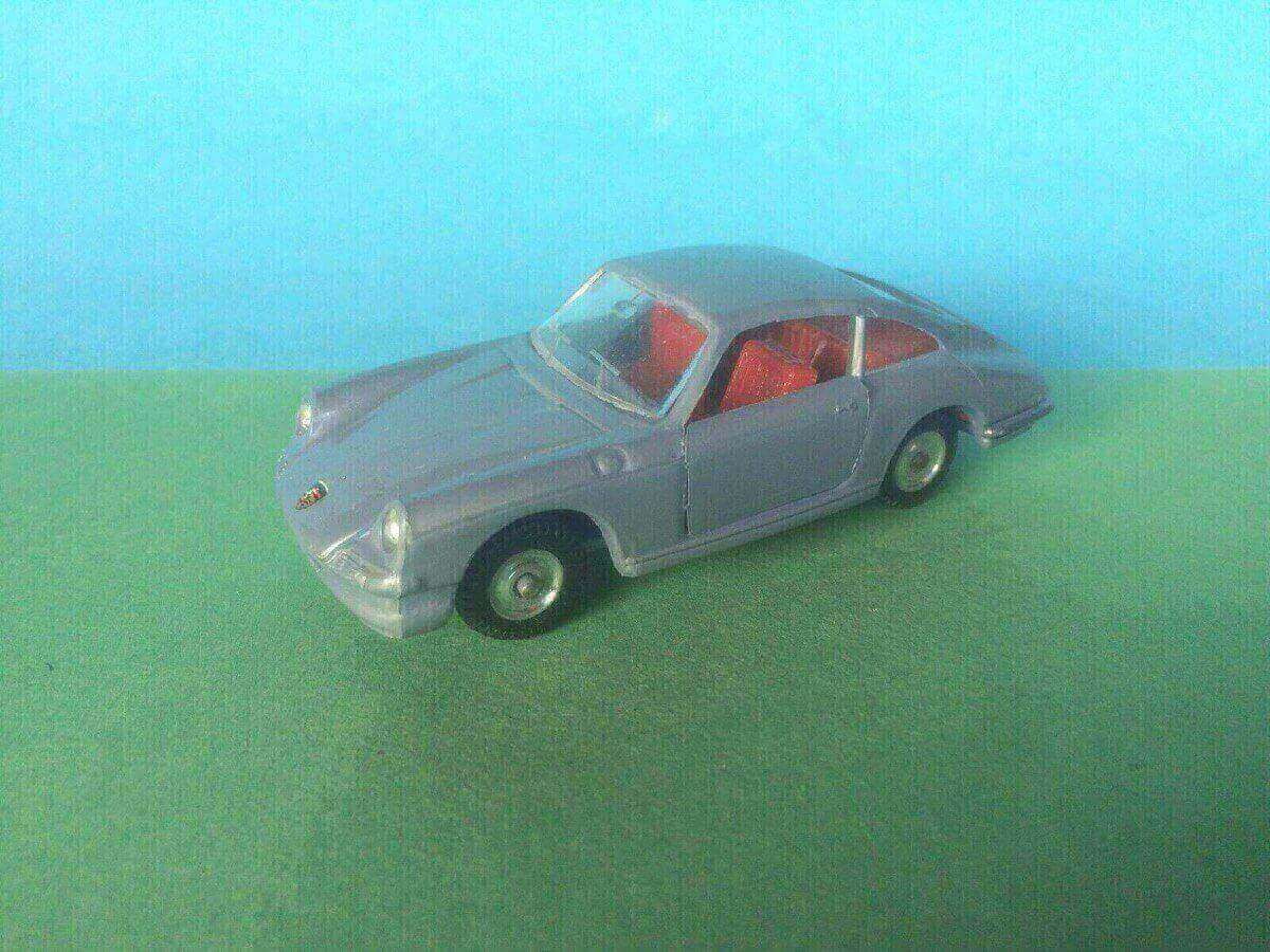 Modelcars NACORAL CHIQUICARS Porsche 912 Coupe Silver left front 912stuff