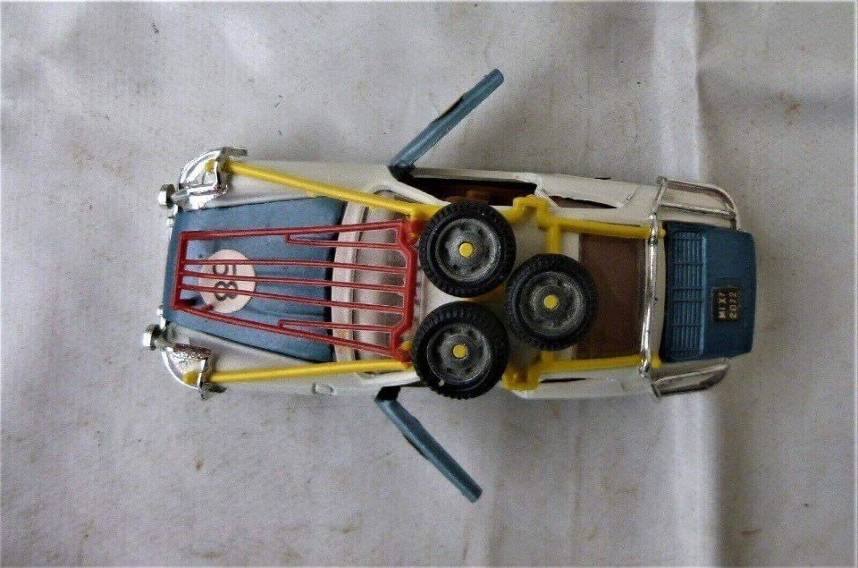 Modelcars MEBETOYS Porsche 912 Coupe A-12 White Rallye no. 51 top