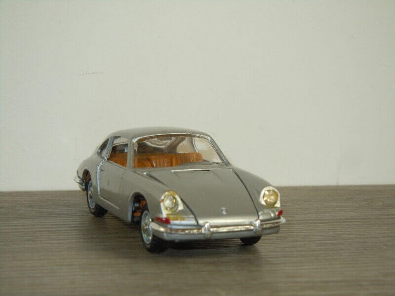 Modelcars MEBETOYS Porsche 912 Coupe A-12 Silver front