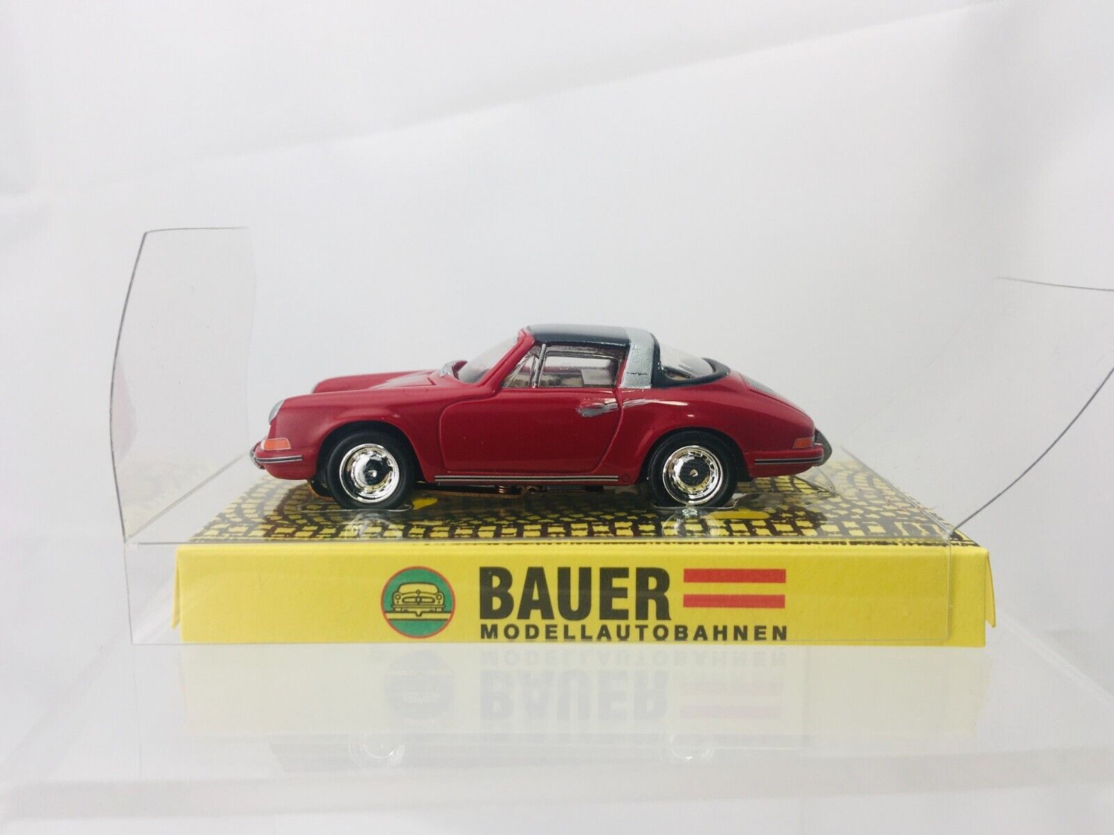 Modelcars BAUER slotcar Porsche 912 targa soft window redFor Sale