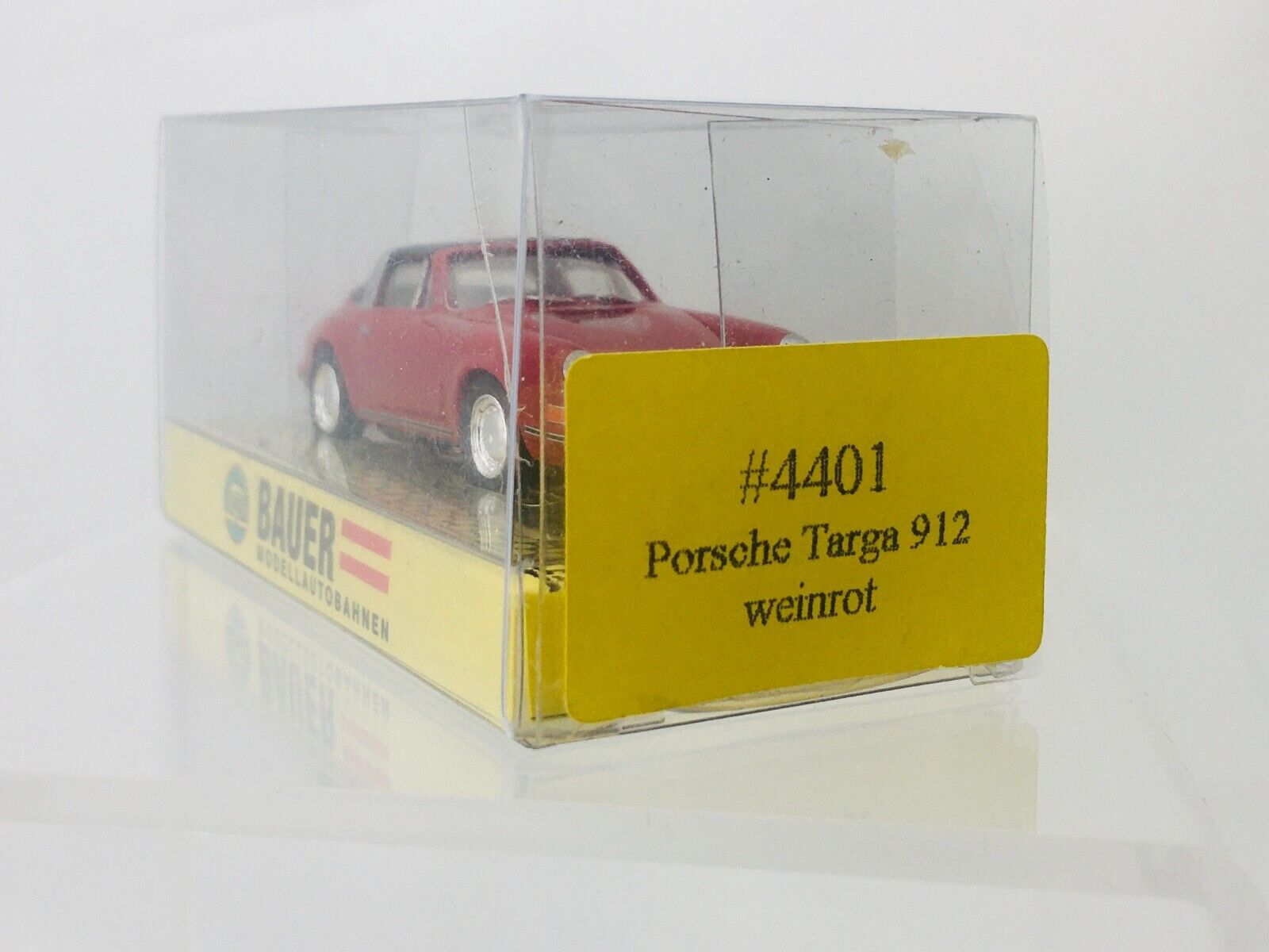 Modelcars BAUER slotcar Porsche 912 targa soft window red