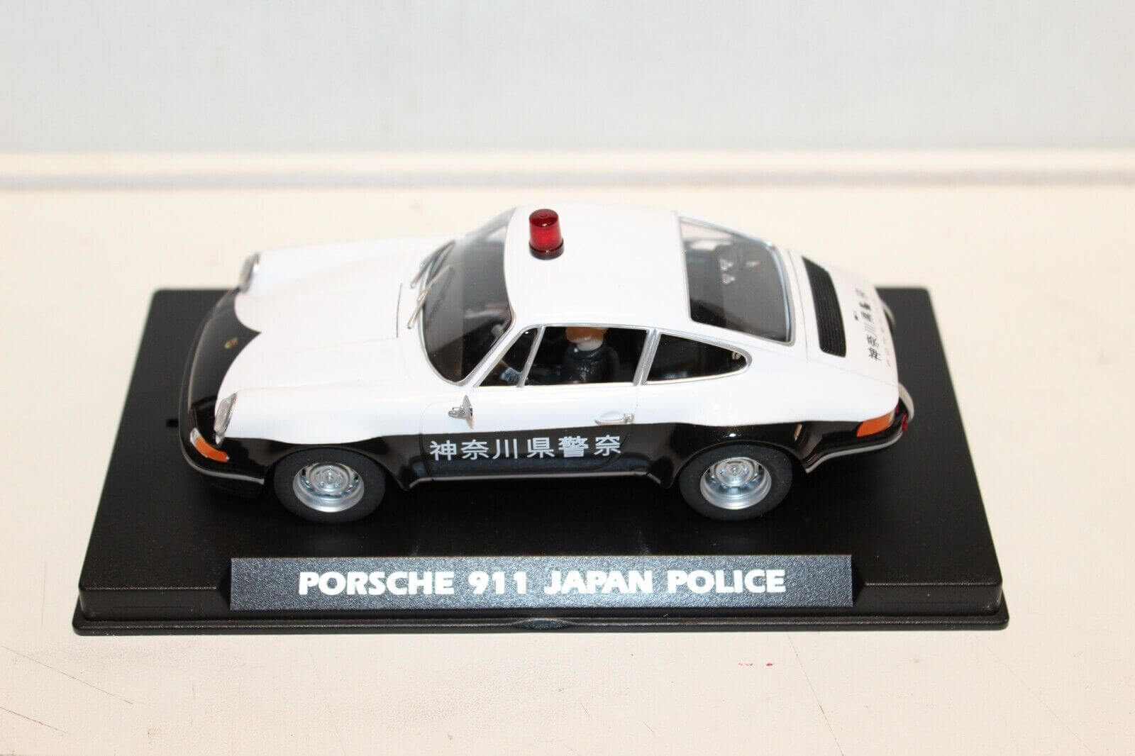 Modelcar FLY Model Cars slot car Porsche 912 Coupe Japanese Policecar left above