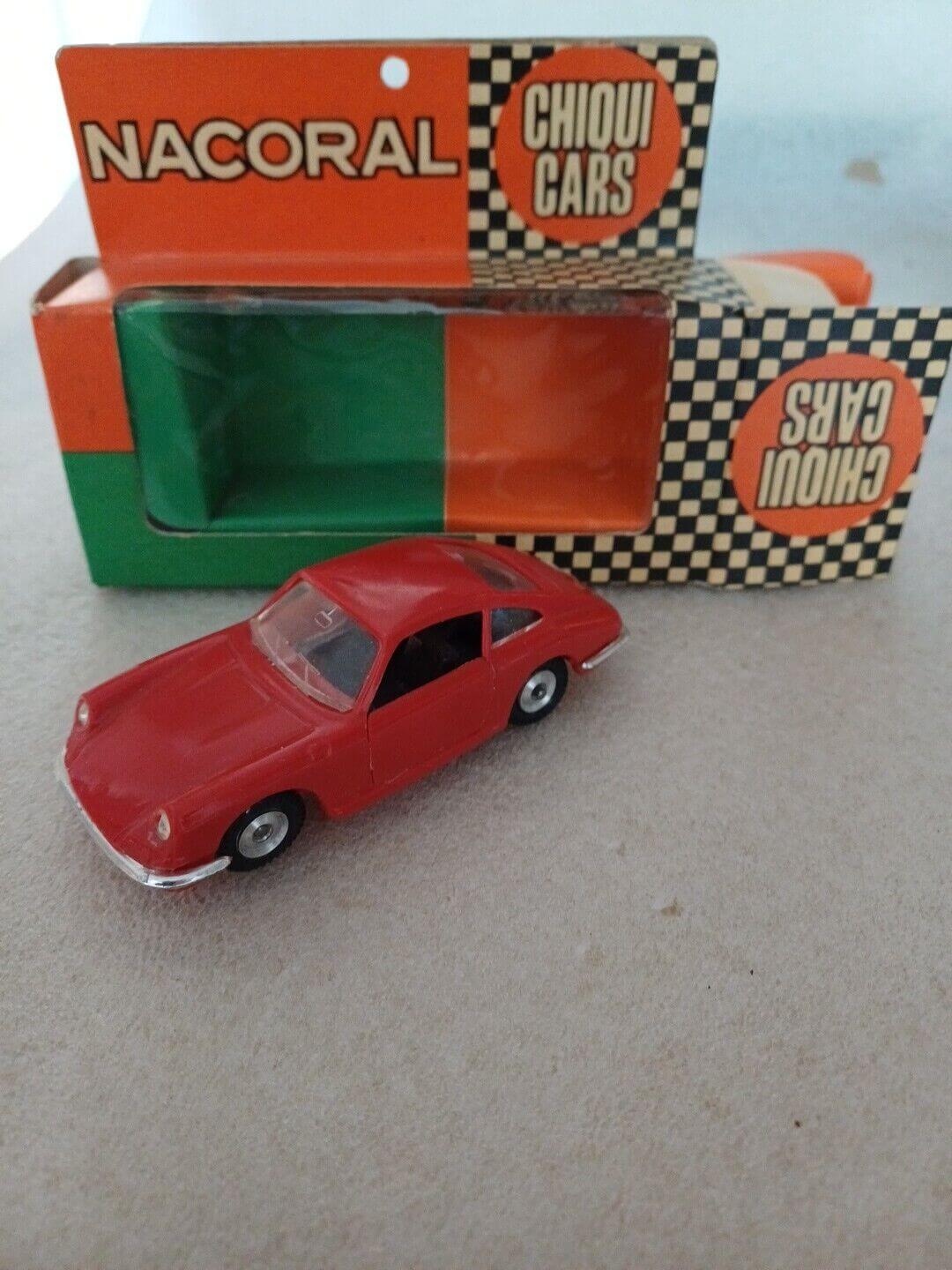 912stuff Nacoral Chiqui Cars Porsche 912 Coupe front left red with box modelcar