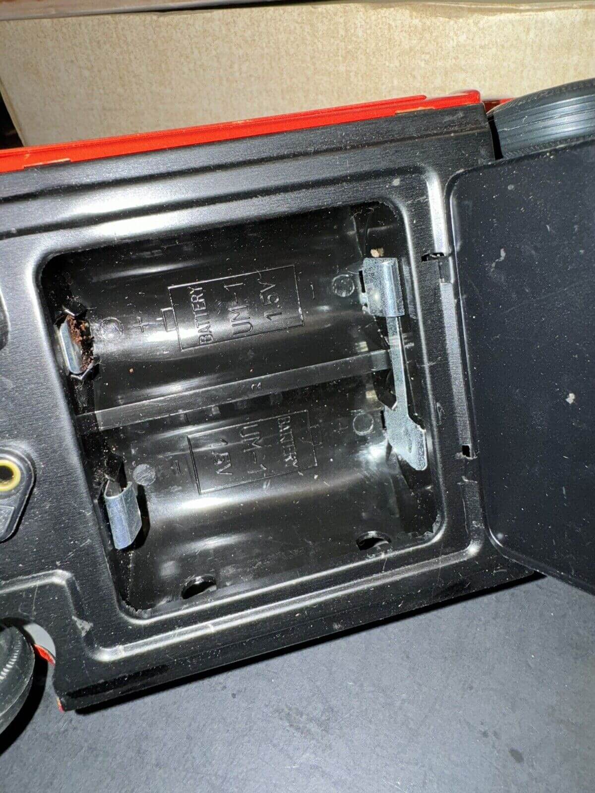 AOSHIN modelcar Porsche 912S Coupe Rally color red number 18 underneath battery box