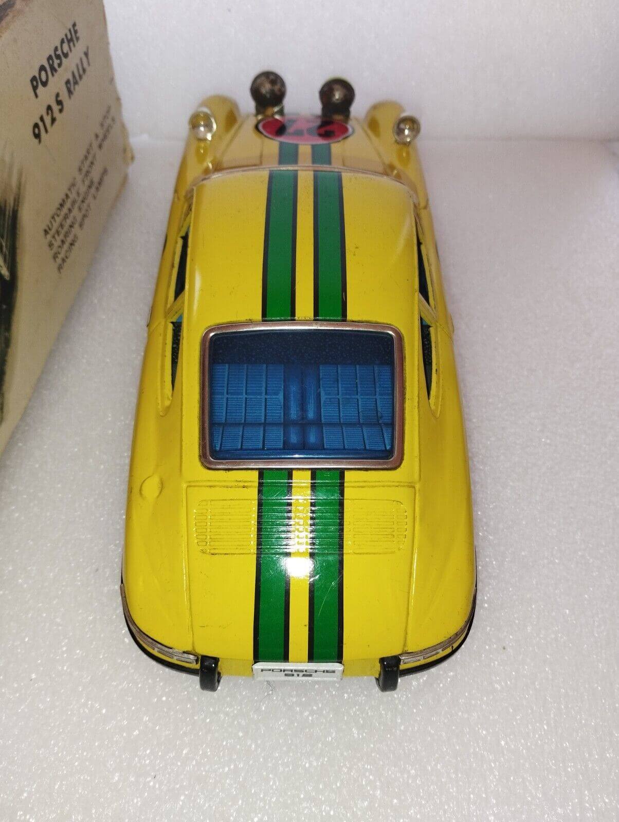 Modelcars AOSHIN Porsche 912 Coupe Yellow Rallye no. 27 rear www.912stuff.com