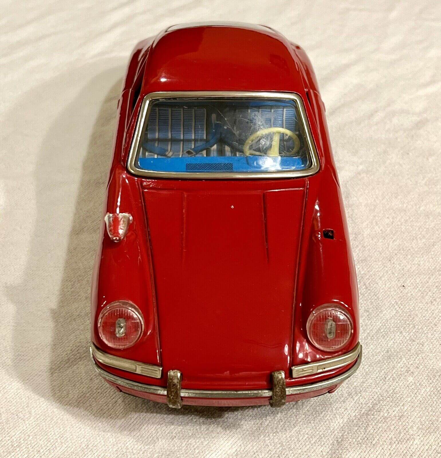 Modelcars AOSHIN Porsche 912 Coupe Red front www.912stuff.com