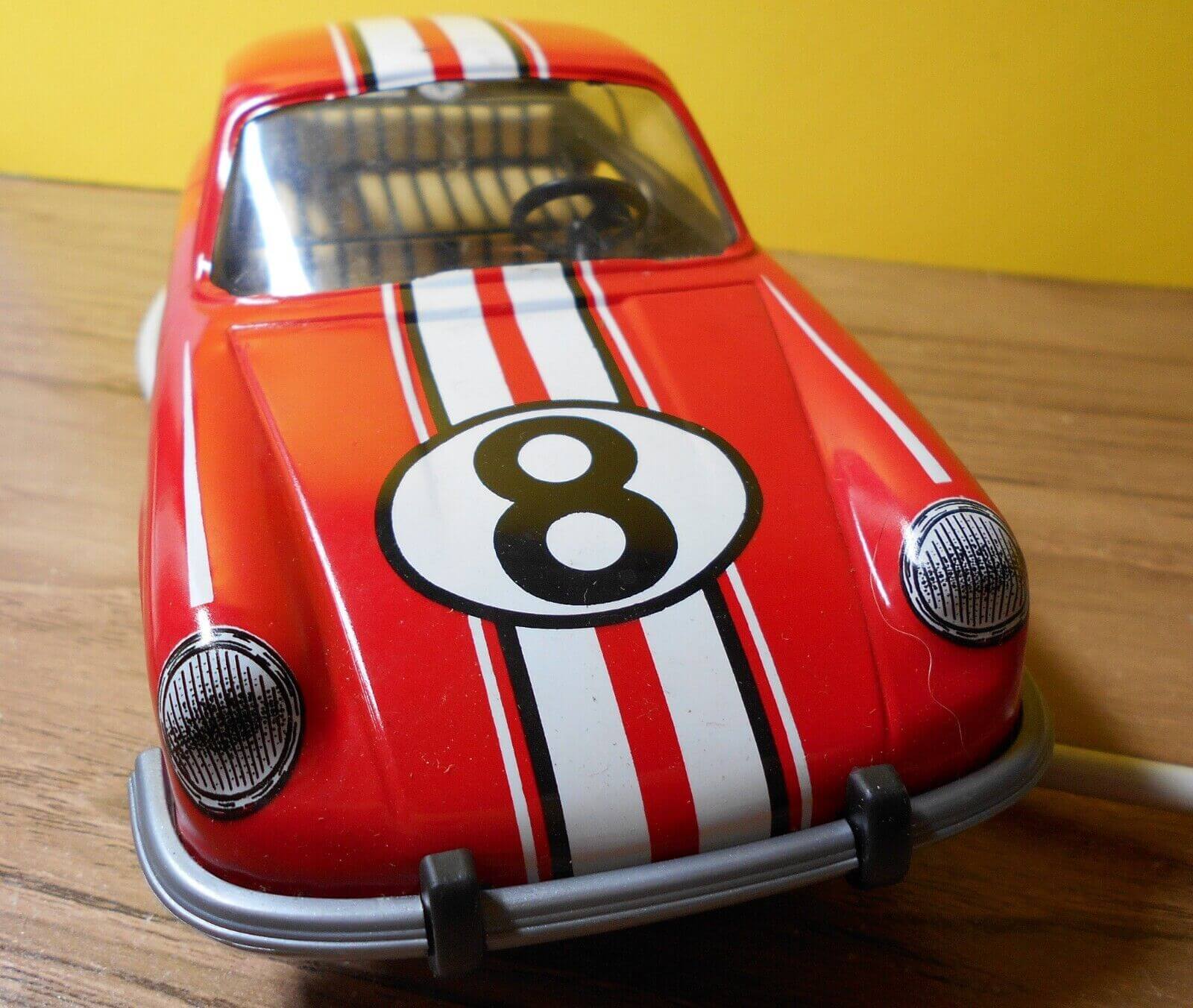 Joustra Porsche 912 coupé Red no. 8 front modelcar www.912stuff.com