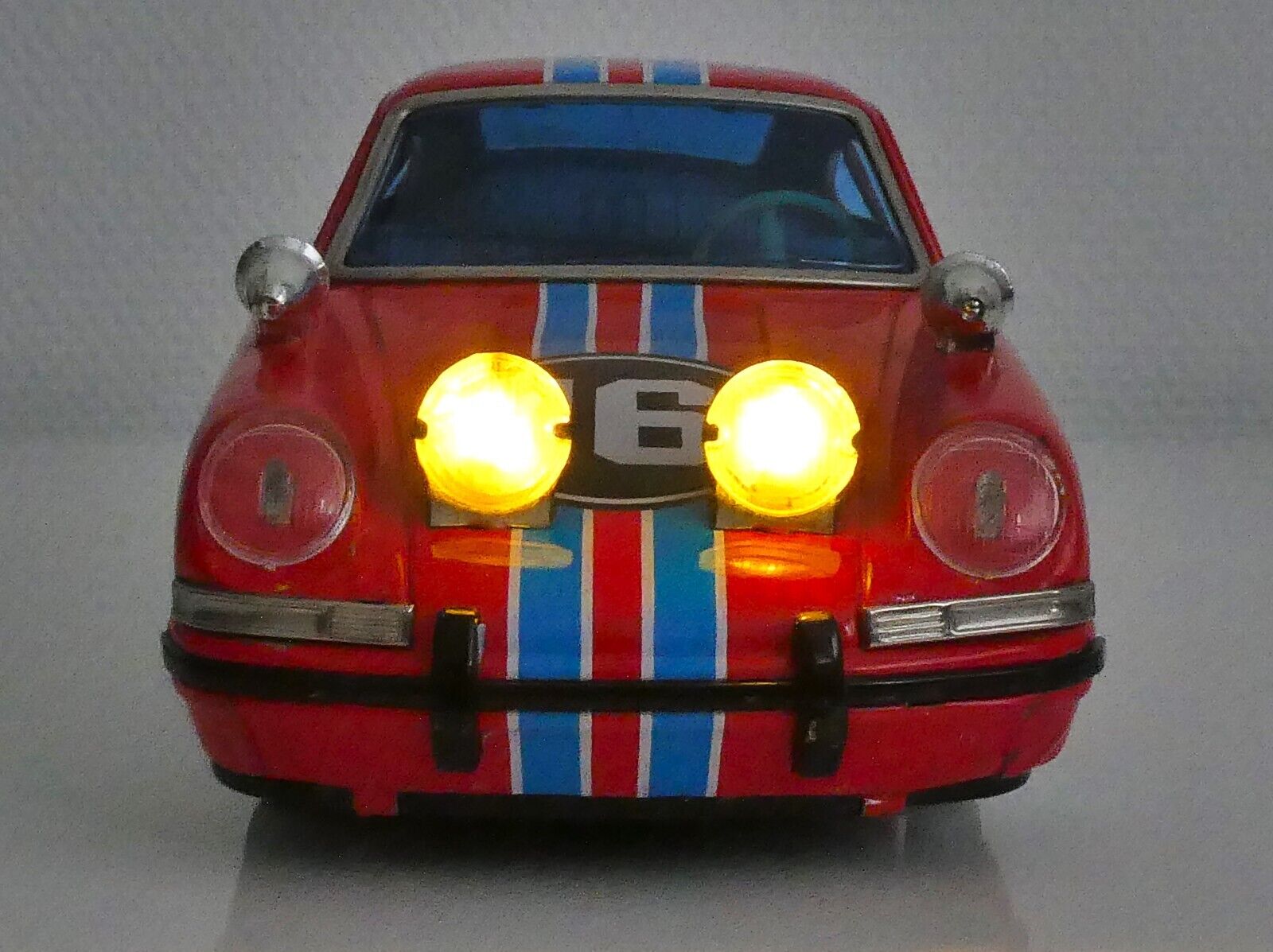 Aoshin ASC Porsche 912 coupé Rally Red no. 16 front lights on modelcar www.912stuff.com