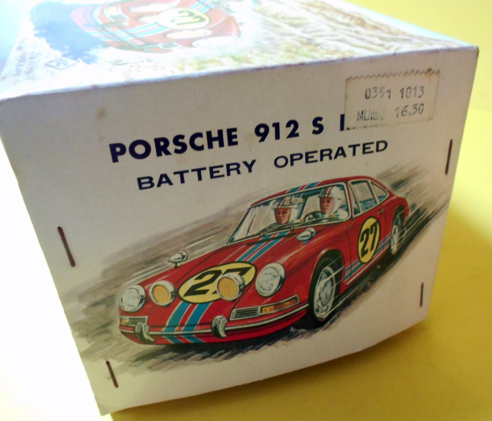 Aoshin Porsche 912 Coupé Red no. 14 box side www.912stuff.com